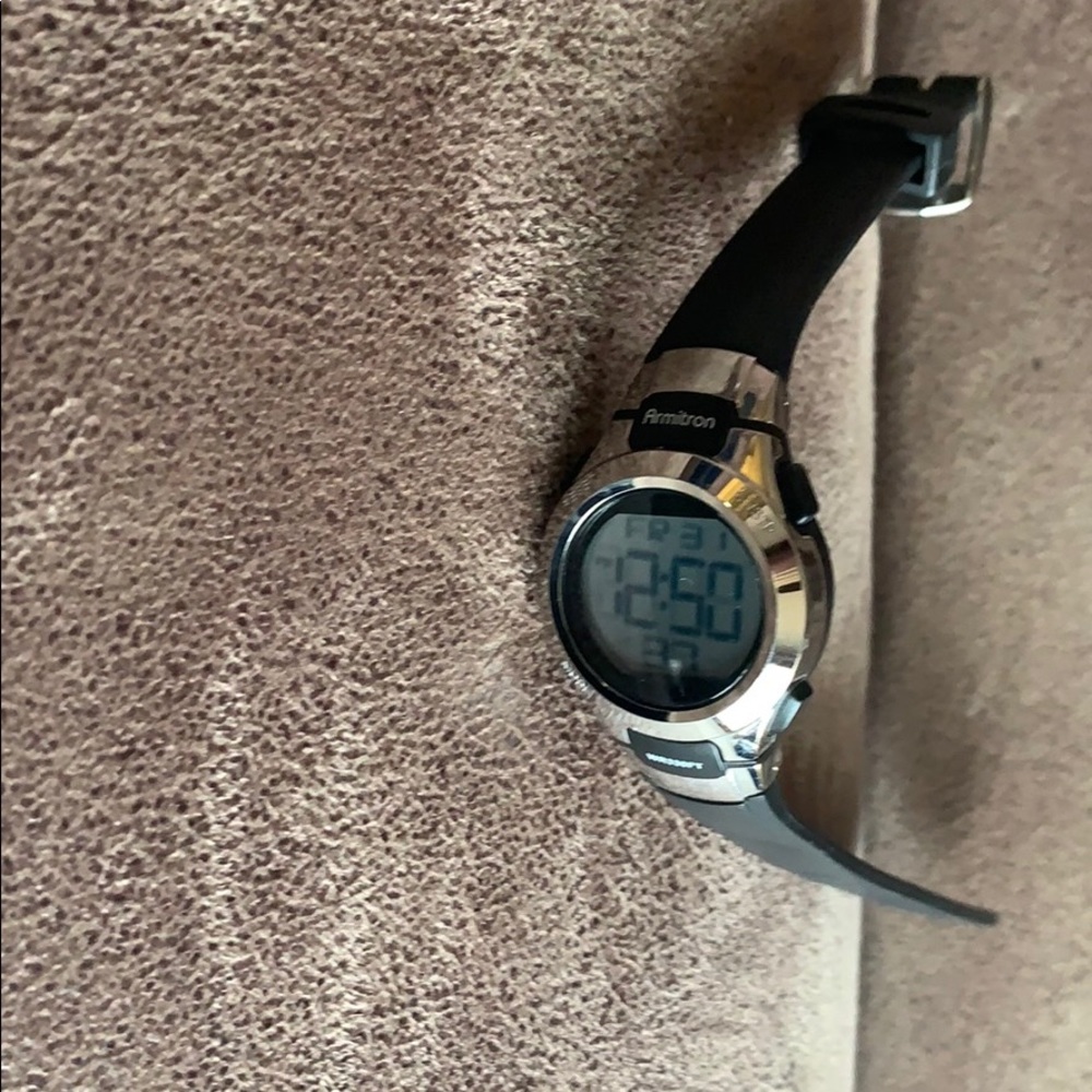 Like new watch